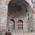 Arles - Les thermes de Constantin et le théâtre antique (2)