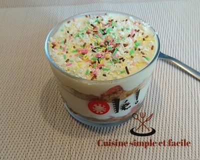 Tiramisu fraise, chocolat blanc et spéculoos