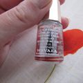 Voici un top coat qui sèche vite...de mavala