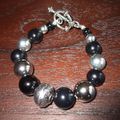 Bracelet noir et argent