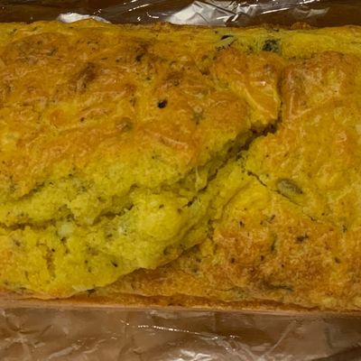 Cake féta et olives noires sans gluten