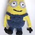 Bob le Minion : Amigurumi en tuto gratuit !