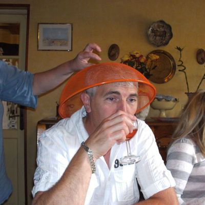 EST CE" qu'on rit quand on nait"? 