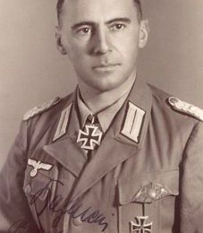 Généralleutenant Fritz Bayerlein. Panzer Lehr Division. (Wehrmacht).