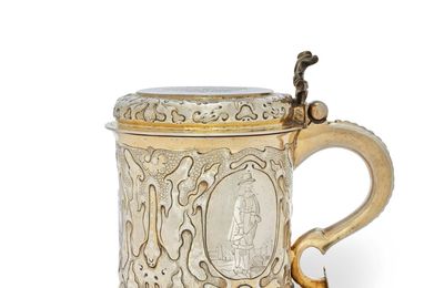 Deux tankards et une coupe couverte vendues chez Christie's Paris, 15 avril 2025