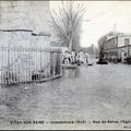 953 - Rue de Seine, l'Eglise - Inondations 1910.