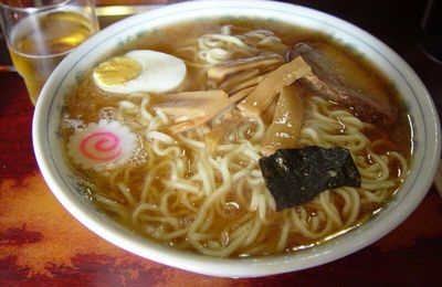 Cuisine japonaise: Ramen, Tsukune, Sukiyaki, Yakisoba