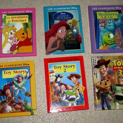 Livres divers collections des DISNEY