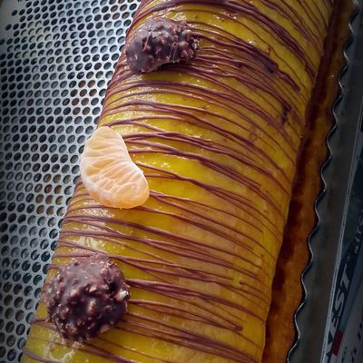 Bûche Ferrero Rochers®, chocolat et clémentines