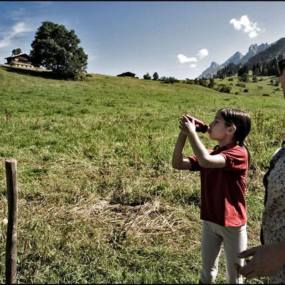 Dégustation d'eau à la Clusaz