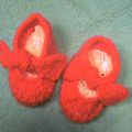 Chaussons fraises, naissance, 3 et 6 mois toutes couleurs.12€ VENDUS