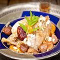 Tajine de pintade au thé à la menthe, dattes et abricots secs