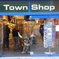 mon Town shop