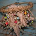 Collier "Bahia" en macramé de lin et perles de verre pastels