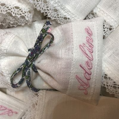 Sachet de dragées pour Adeline :) 