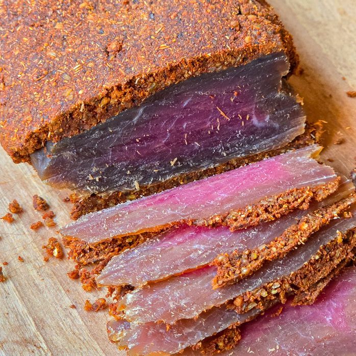 Pastirma  - viande séchée aux épices - @GregCookAndRoll - www.cookandroll.eu