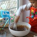 Faire de la pâtisserie simple & facile avec les enfants et 6 ingrédients de base {recette de crêpes et gâteau marbré chocolat}