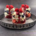 Verrine express de pavlova aux fruits rouges