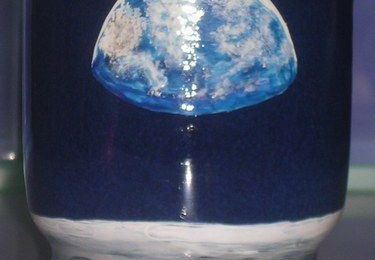 La terre vue de la lune (2005)