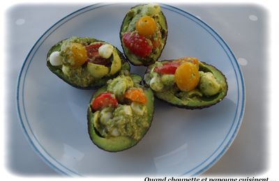 AVOCAT FARCI A LA CAPRESE