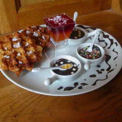 gaufres liégeoises et mousse au chocolat