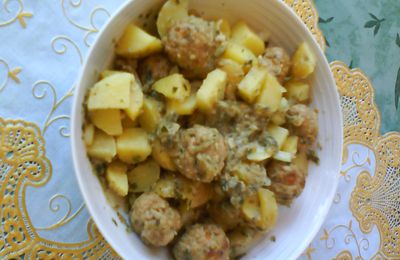 Salade de pommes de terre et boulettes de veau