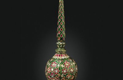 An enamelled and gem set rosewater sprinkler, North India or Deccan, 1775-1825