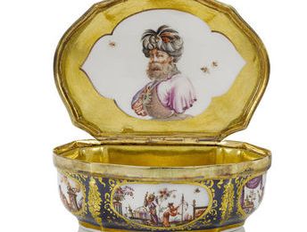 Four 18th century Meissen "Chinoiserie" snuff boxes from the Helmut Joseph Collection 