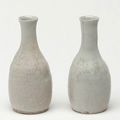 Otagaki Rengetsu (1791-1875) - Sake Flasks (Tokkuri), pair. Japan, dated: 1873