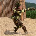 99 DRAGONS : exercices de style. 81, Sévèrement siglé