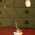 Création d'une lampe articulée avec des objets de récup
