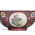A large blue and white and ruby-ground famille-rose sgraffiato 'medallion' bowl, Seal mark and period of Jiaqing