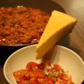 Chili, Pico de Gallo et Pain de Maïs