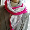 * Grand foulard - en rose et gris *