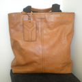 Magnifique sac YVES SAINT LAURENT 400EUR