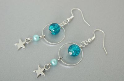 Boucles d'oreille avec anneaux et perles