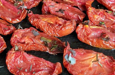 ...Tomates séchées, confites au four... (Ni cru, ni cuit)