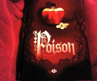 Chronique #2 : Contes de Royaume, Tome 1: Poison de Sarah Pinborough