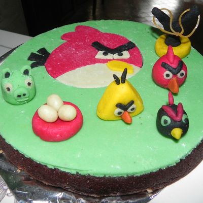 Gâteau d'anniversaire ANGRY BIRDS