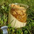 Panna cotta caramel, poire et crumble