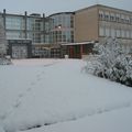 Beaucoup de neige ce matin au lycée !