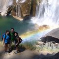 Les touristes devant les Vernal Falls