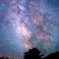 Voici la nuit, la sainte nuit qui illumine. Hymne de Didier Rimaud