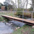 Une passerelle piétonne a été installée sur le