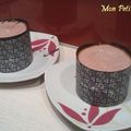 Mousse légère au fraise & coeur Orange et tour chocolat...
