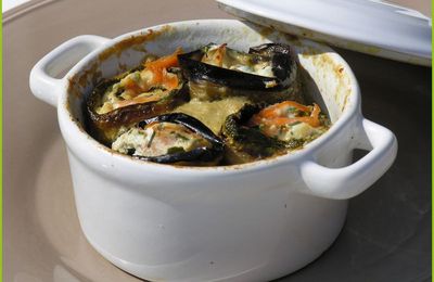 Cocotte d'Aubergine et de Courgette au Saumon et au Haddock à la Crème d'Endive 