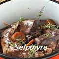 CIVET DE LAPIN AU VIN .