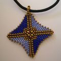 Petit pendentif façon astéride