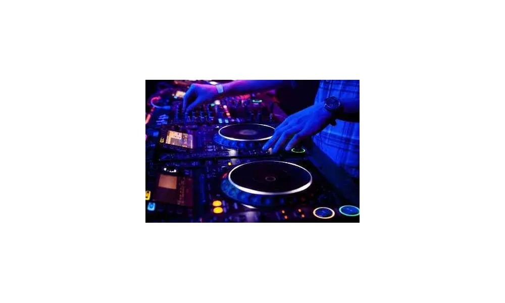 Dj a Casablanca 06 63 64 64 21-dj a Mohammedia et rabat 0663646421