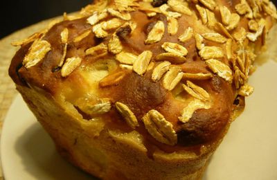 Cake aux pommes et raisins secs aux flocons de kamut